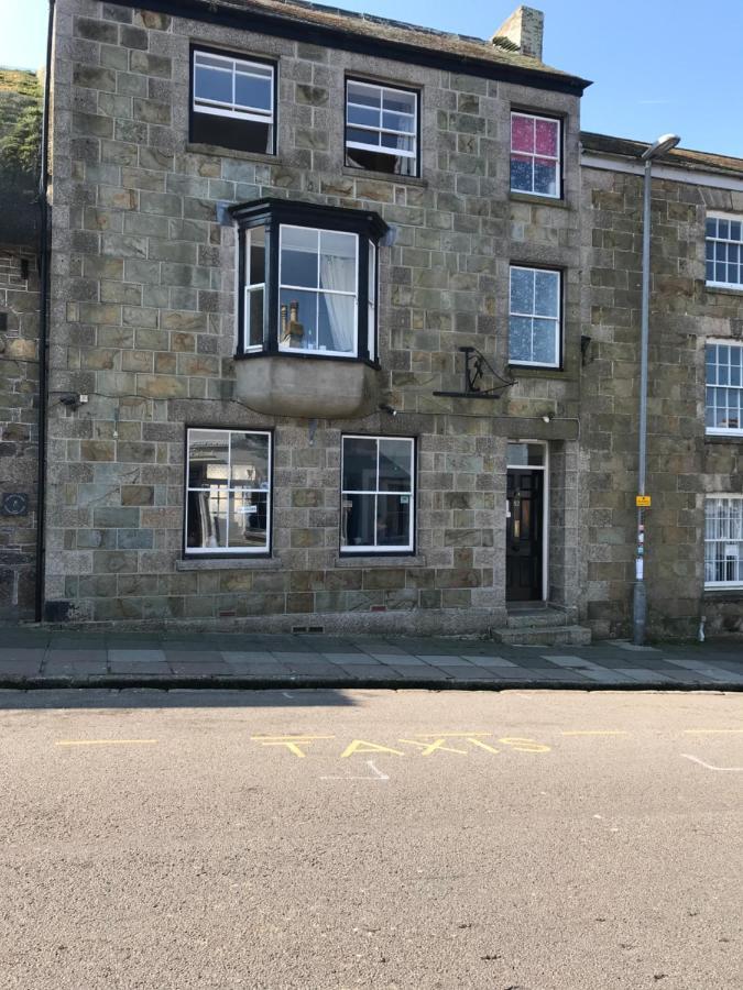 No 52 Bed And Breakfast Helston Buitenkant foto